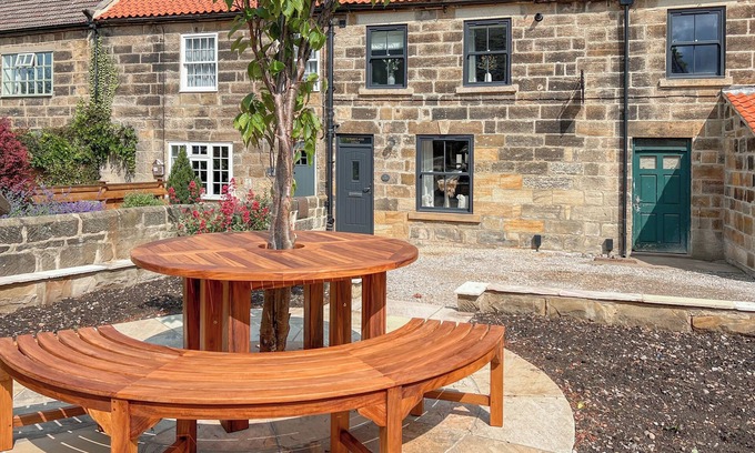 Loftus Cabaña | Hook Cottage - UK48361