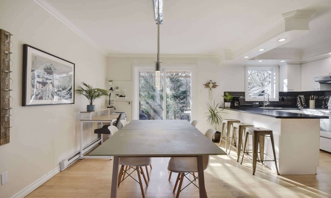 Val-Belair Chalet De Esquí | Hortensias Summary: C