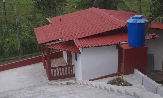 Eastern Panama Chalet De Esquí | Hospedaje la subidita 1