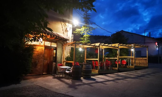 Poveda de la Sierra Casa | Hospedaje Rural Casa Parri