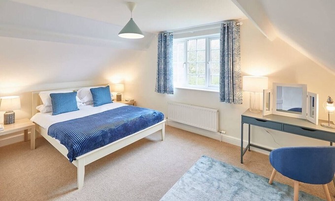 Helperby Apartamento | Host & Stay | Gardeners Cottage