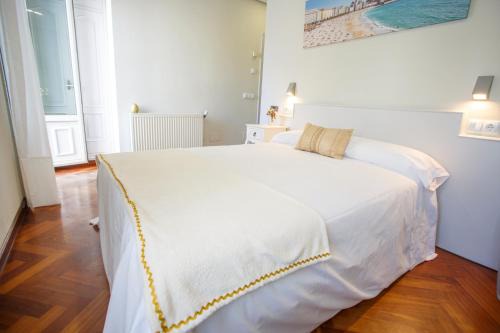 La Coruna Hotel | Hostal Costa Coruña