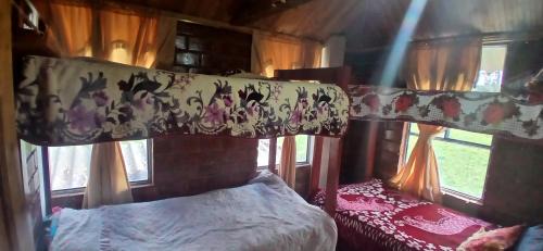 Cumbal Casa | Hostal El Cipré