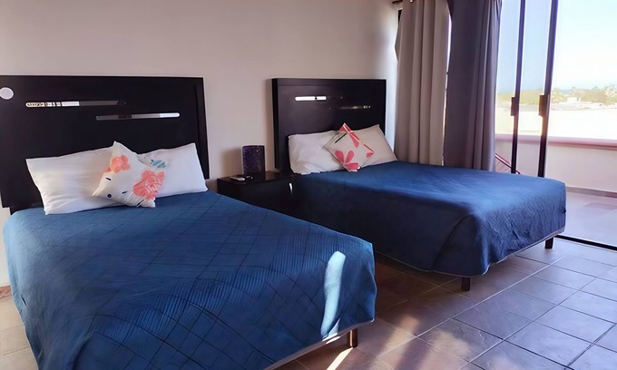 San José del Cabo Hotel | Hostal Hab 13, En Zona Hotelera, Campo de Golf, Balcón Privado, Barra y Playa