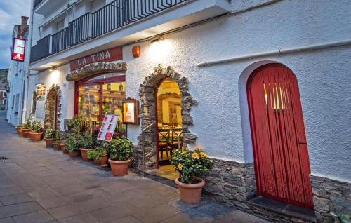 Port de la Selva Hotel | Hostal La Tina