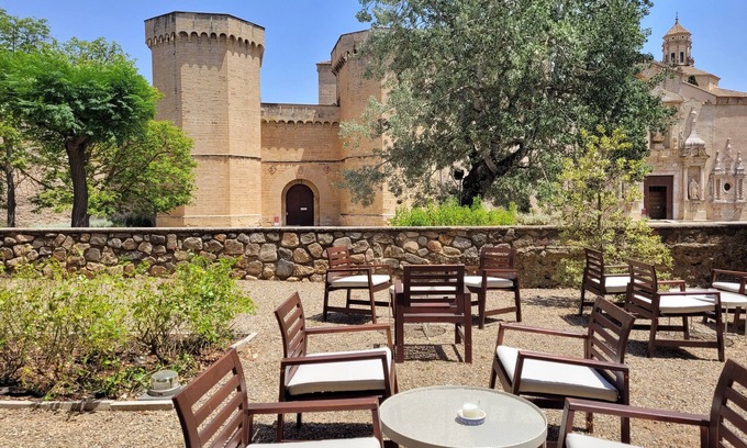 Vimbodi Hotel | Hostatgeria De Poblet