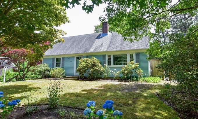 Eastham Casa | # 445: ¡Excelente ubicación en Eastham! Bañera de hidromasaje, aire acondicionado central, se admiten perros.