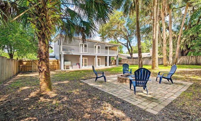 Crystal River Casa | Hot Tub + Game Room: Crystal River Retreat!