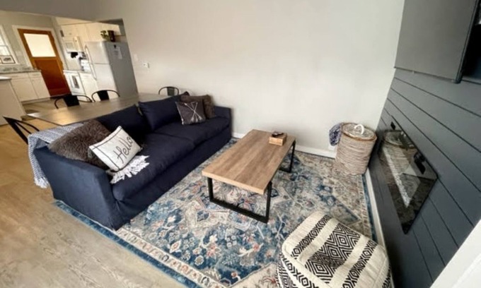 Philipsburg Casa | Hot Tub Haven: Pet-Friendly Retreat Near Brewery & Candy Store in Philipsburg!