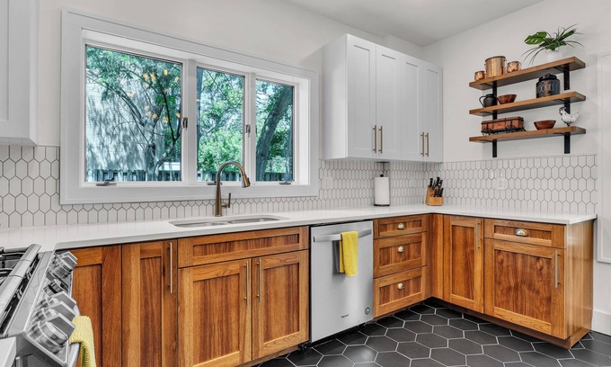 Burns Park Casa | Hot Tub | Theater | Sauna | Deck | Fire Pit | Walk to Stadium/Downtown/Park