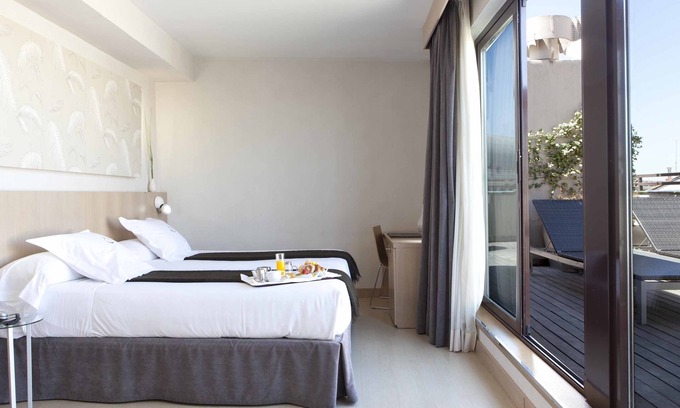 Palacio Hotel | Hotel Ópera