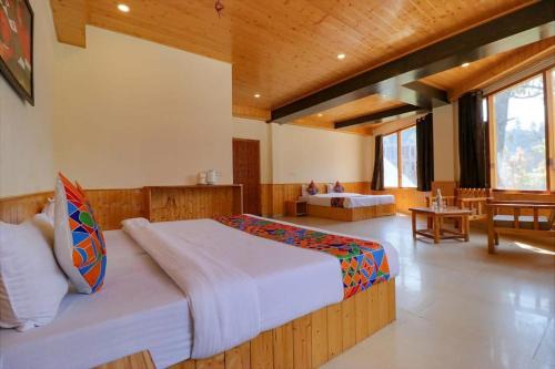 Manali Casa | Hotel 17 Miles Stone, Manali By Shivaneel Hospitality