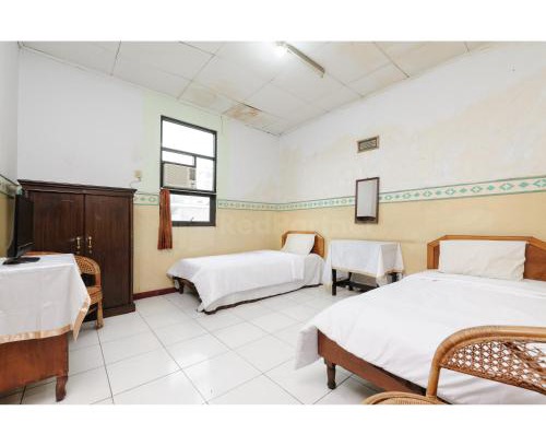 East Jakarta Hotel | Hotel Al Hakim Syariah Redpartner