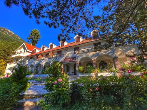 Llogara National Park Hotel | Hotel Alpin Llogara