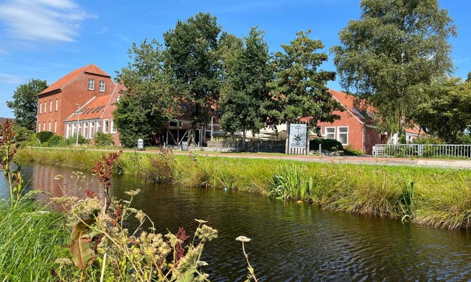 Rhauderfehn Hotel | Hotel Alte Navigationsschule