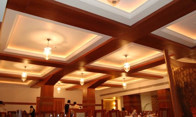 Rau Hotel | Hotel Apna Palace