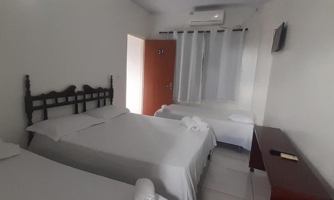 Barra do Garcas Hotel | Hotel Arara Azul