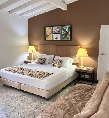 El Castillo Hotel | Hotel Aromax del Campestre