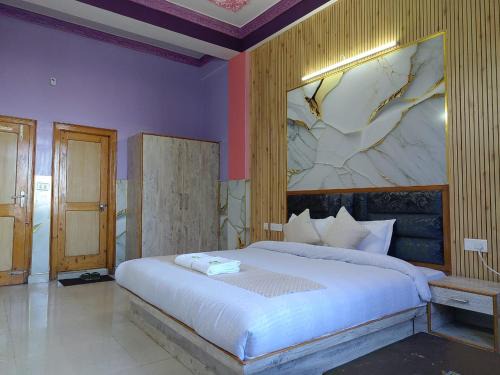 Shimla Cama Y Desayuno | Hotel Ashoka B&B