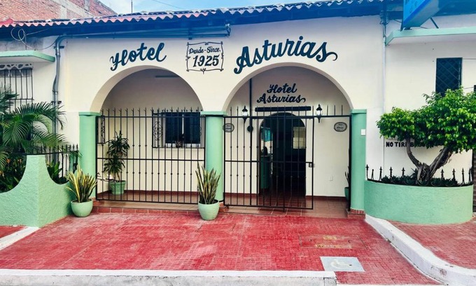 Acapulco Tradicional Hotel | HOTEL ASTURIAS