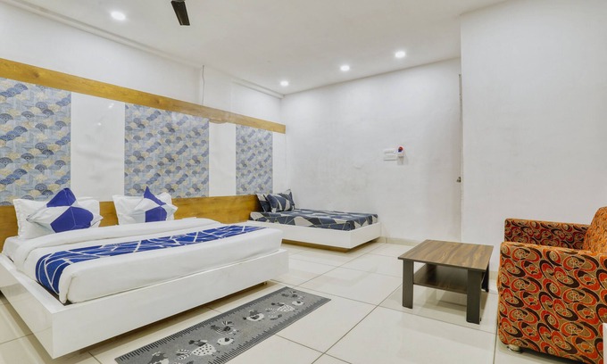 Indore Hotel | Hotel B Fine By Aceotel