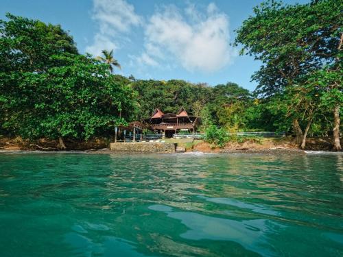 Acandi Hotel | Hotel Bahía Aguacate