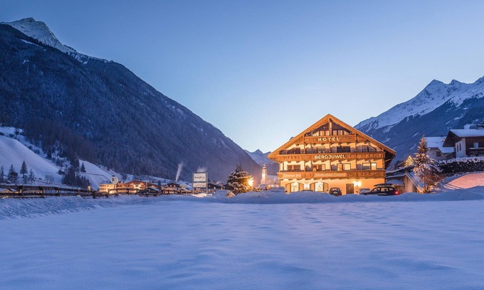 Neustift Im Stubaital Hotel | Hotel Bergjuwel