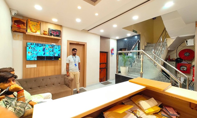 Varanasi Hotel | Hotel BN&K Grand Varanasi