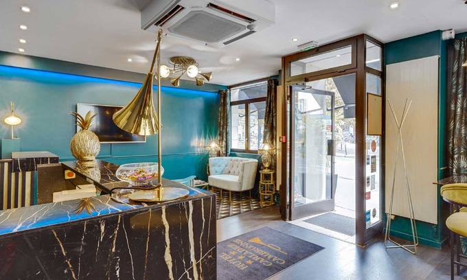 15th Arrondissement Hotel | Hotel Carladez Cambronne