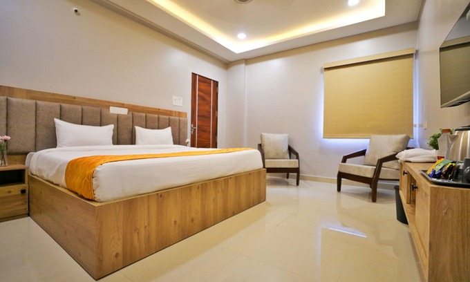 Kachiguda Hotel | Hotel Ceasta, Next US Consulate Hyderabad, Gachibowli
