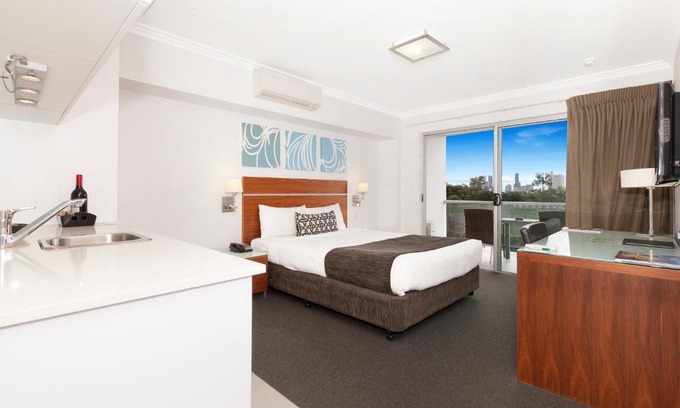Woolloongabba Hotel | Hotel Chino