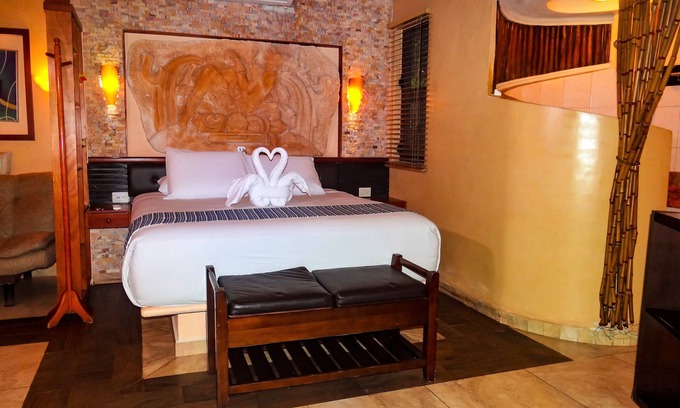 Villa Juarez Casa | COCOS CABANAS, JUNIOR SUITE (vd), a 4 millas de Play del Carmen