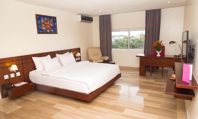 Lome Hotel | Hotel du Golfe