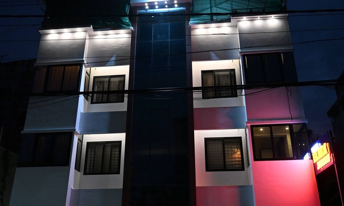 Kaloor Hotel | Hotel Elroi Suites