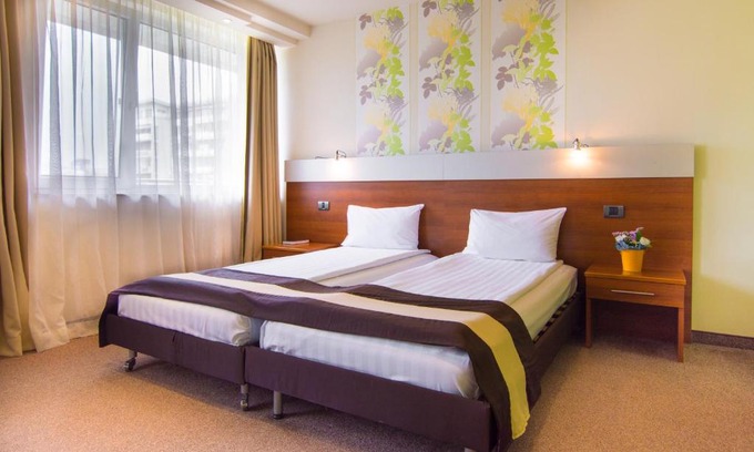 Sofia Hotel | Hotel Forum - Free Parking for cars