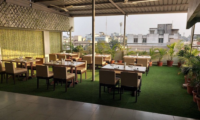 Indore Hotel | Hotel Galaxy