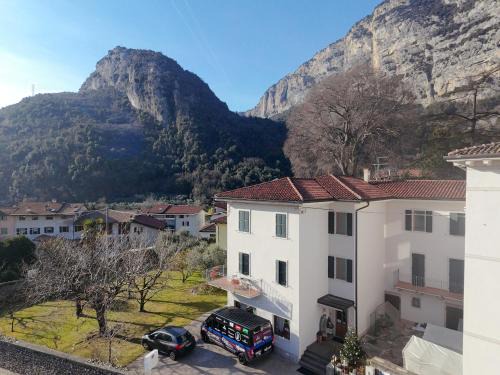 Ceniga Cama Y Desayuno | Hotel Garnì Delle Rose