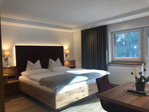 Kappl Hotel | Hotel Garni Central - Zimmer - Studios - Apartments