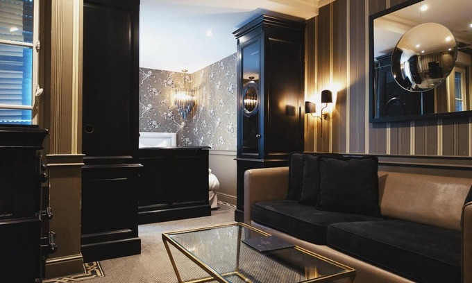 Faubourg-du-Roule Hotel | Hotel George Washington