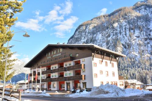 Campitello di Fassa Hotel | Hotel Grohmann