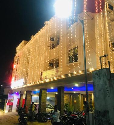 Mylapore Tiruvallikk Hotel | Hotel Half Moon Chennai