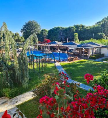 Preveza Apartamento | Hotel Kalamitsi Apartments