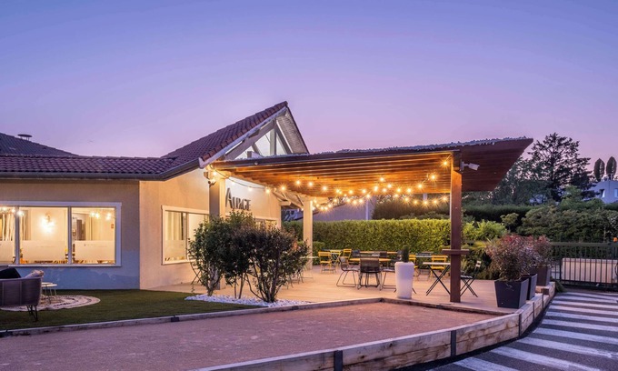 Bron Hotel | Hotel Kyriad Lyon Est - Bron Eurexpo Le Cottage