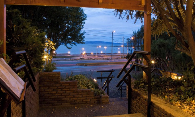 Macrozona Bahía Redonda y Primeros Faldeos Hotel | Hotel Lar Aike