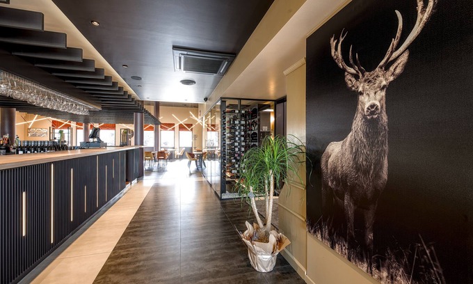 Naninne Hotel | Hotel Le 830