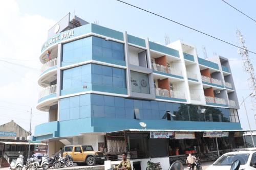Akalkot Hotel | Hotel Majestic Royal, Akkalkot