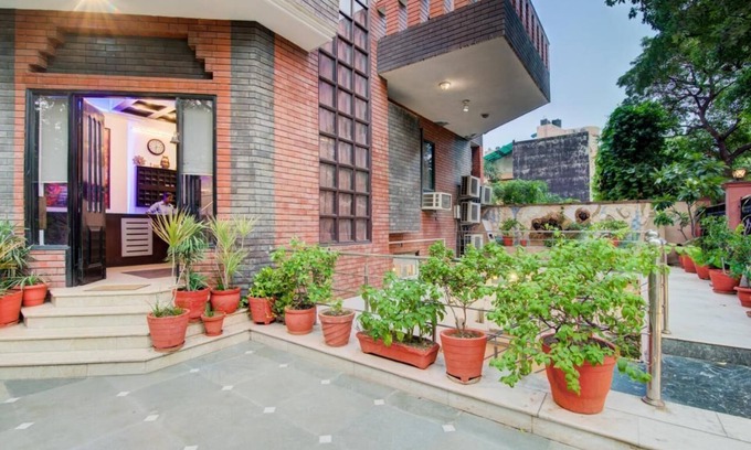 Noida Hotel | Hotel Marks INN & Banquet