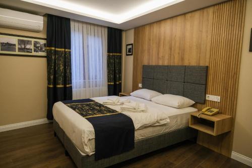 Taksim Cama Y Desayuno | Hotel Martin Pera