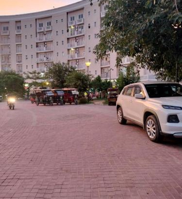 Mathura Hotel | Hotel Mukund Vrindavan near Prem Mandir