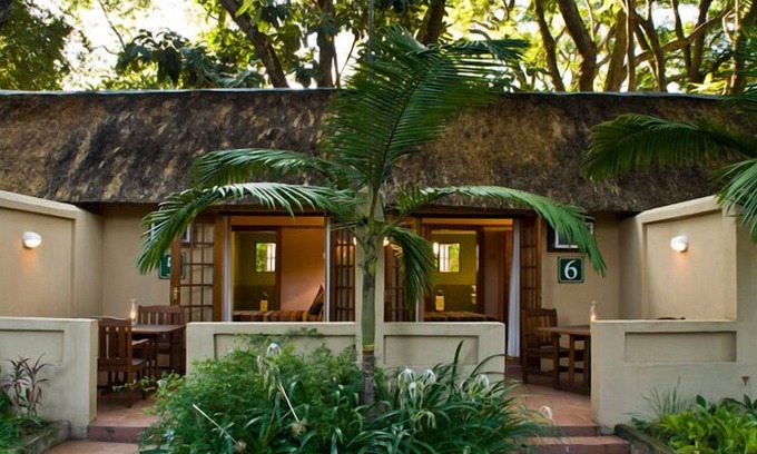 Hazyview Hotel | Hotel Numbi and Garden Suites